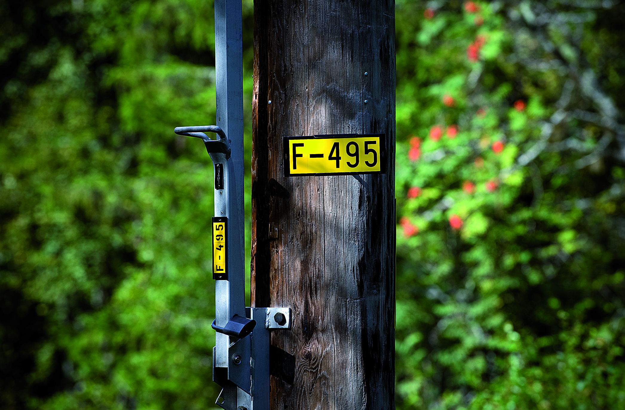 Marking system H50 Yellow Letter: R
